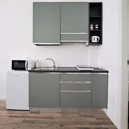 Giorgy 02 Apartment Como